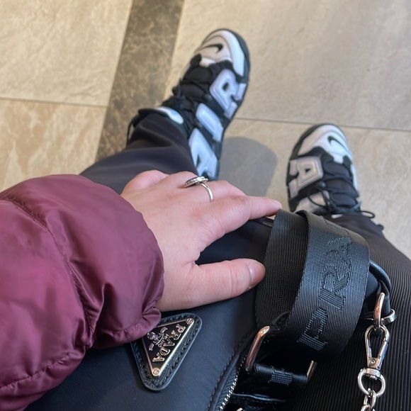 Sourcing Jackpot 🎰 IRODRGZ98 LIVE show! Bring wallet + items 💸🧸🍀 - Picture 12 of 13